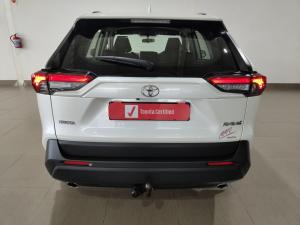 Toyota RAV4 2.0 GX - Image 5