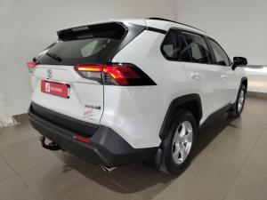 Toyota RAV4 2.0 GX - Image 2