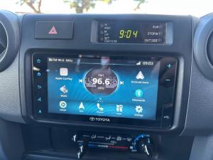 Toyota Land Cruiser 79 4.5D-4D V8 double cab LX - Image 11