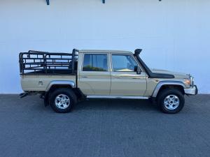 Toyota Land Cruiser 79 4.5D-4D V8 double cab LX - Image 3