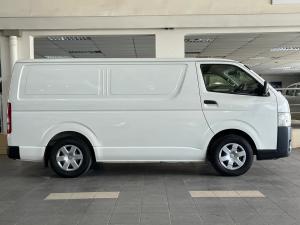 Toyota Quantum 2.5D-4D panel van - Image 3