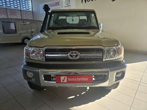 Toyota Land Cruiser 79 4.5D-4D V8 single cab LX - Image 5