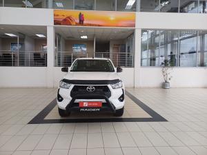 Toyota Hilux 2.4GD-6 double cab Raider manual - Image 5