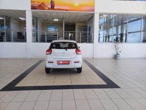 Toyota Vitz 1.0 XR manual - Image 5