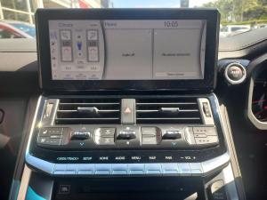 Toyota Land Cruiser 300 3.3D GR-Sport - Image 14