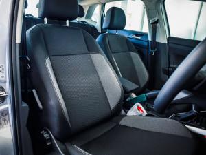 Volkswagen Polo hatch 1.0TSI Life auto - Image 15