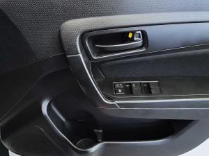 Suzuki Vitara Brezza 1.5 GL - Image 15
