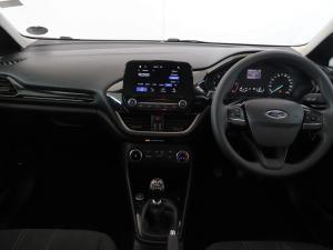 Ford Fiesta 1.0T Trend auto - Image 21