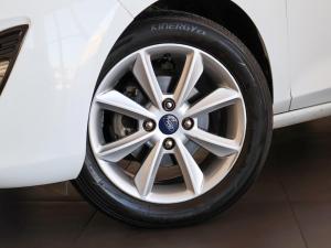 Ford Fiesta 1.0T Trend auto - Image 3