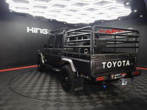 Toyota Land Cruiser 79 4.5D-4D V8 double cab LX - Image 4