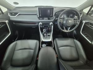 Toyota RAV4 2.0 VX - Image 8
