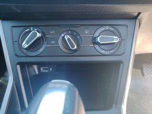 Volkswagen Polo hatch 1.0TSI Comfortline auto - Image 17
