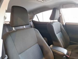 Toyota Corolla Quest 1.8 Plus manual - Image 11