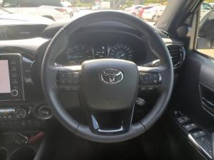 Toyota Hilux 2.8GD-6 double cab 4x4 Legend auto - Image 8