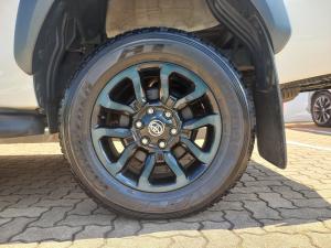 Toyota Hilux 2.8GD-6 double cab 4x4 Legend auto - Image 16