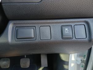 Nissan Navara 2.5DDTI SE S/C - Image 9