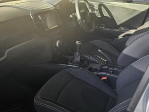 Mahindra XUV300 1.2T SE - Image 7