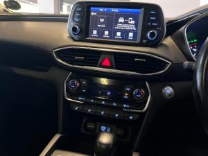 Hyundai SANTA-FE R2.2 AWD Elite automatic - Image 19