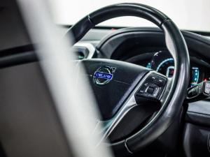 Volvo XC60 T5 AWD Inscription - Image 11