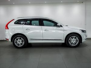 Volvo XC60 T5 AWD Inscription - Image 8