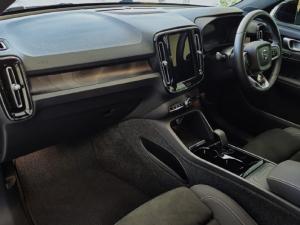 Volvo XC40 Recharge Twin Motor Ultimate - Image 16