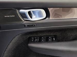 Volvo XC40 Recharge Twin Motor Ultimate - Image 26