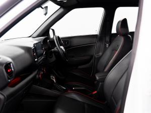 Hyundai Venue 1.0 Tgdi N-LINE DCT - Image 7