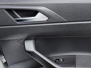 Volkswagen Polo 1.0 TSI Life DSG - Image 18