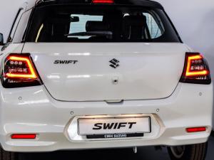 Suzuki Swift 1.2 GLX manual - Image 10