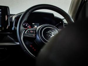 Suzuki Swift 1.2 GLX manual - Image 17