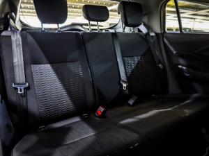 Suzuki Swift 1.2 GLX manual - Image 20
