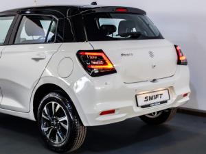Suzuki Swift 1.2 GLX manual - Image 9