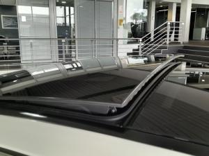 Mercedes-Benz S-Class S500 L 4Matic - Image 11