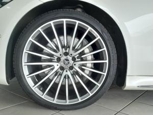 Mercedes-Benz S-Class S500 L 4Matic - Image 3
