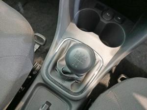 Volkswagen Polo Vivo hatch 1.4 - Image 19