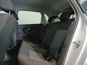 Volkswagen Polo Vivo hatch 1.6 Life - Image 11