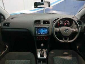 Volkswagen Polo Vivo hatch 1.6 Life - Image 8