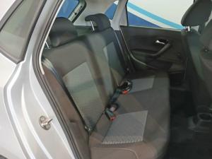 Volkswagen Polo Vivo hatch 1.6 Life - Image 9