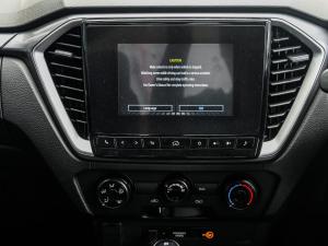 Isuzu D-Max 1.9TD double cab LS auto - Image 13