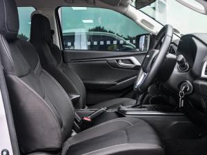 Isuzu D-Max 1.9TD double cab LS auto - Image 14