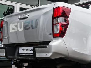 Isuzu D-Max 1.9TD double cab LS auto - Image 18
