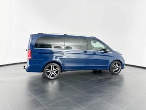 Mercedes-Benz V250 Bluetec Avantgarde automatic - Image 4