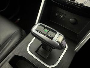 GWM P-SERIES 2.0TD DLX 4X4 automatic D/C - Image 8