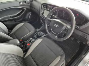 Hyundai i20 1.2 Fluid - Image 11
