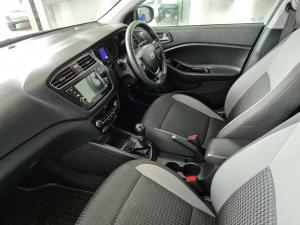 Hyundai i20 1.2 Fluid - Image 15