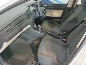 Volkswagen Polo sedan 1.6 auto - Image 12