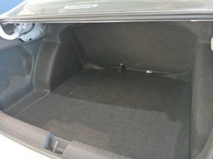 Volkswagen Polo sedan 1.6 auto - Image 7