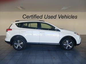 Toyota RAV4 2.0 GX auto - Image 4
