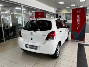 Toyota Yaris 1.0 5-door T1 (aircon+CD) - Image 2
