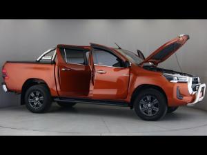 Toyota Hilux 2.8GD-6 double cab Raider auto - Image 15